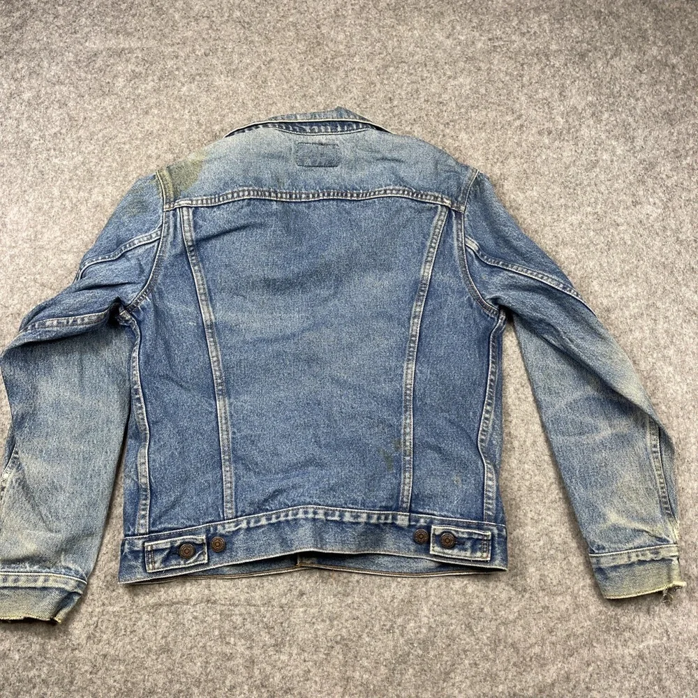 Vintage‎ Levis Denim Jacket 38 80s Trucker Type III Red Batwing Distressed USA